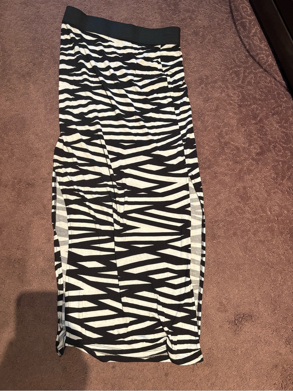 Geometric Black and White Midi Skirt
